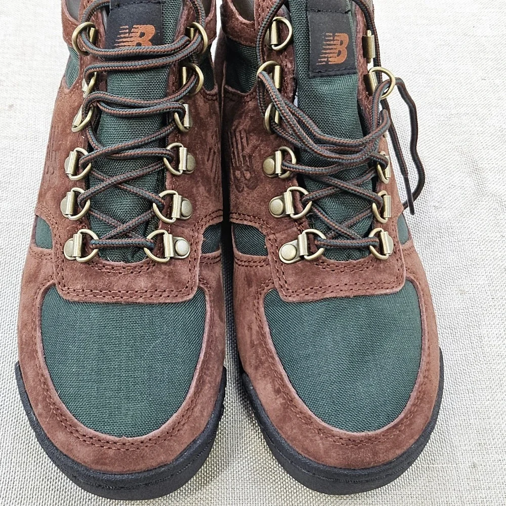New Balance Rainier Hiking Boots Mens 5 Brown Green URAINAC Suede Vibram Hiker